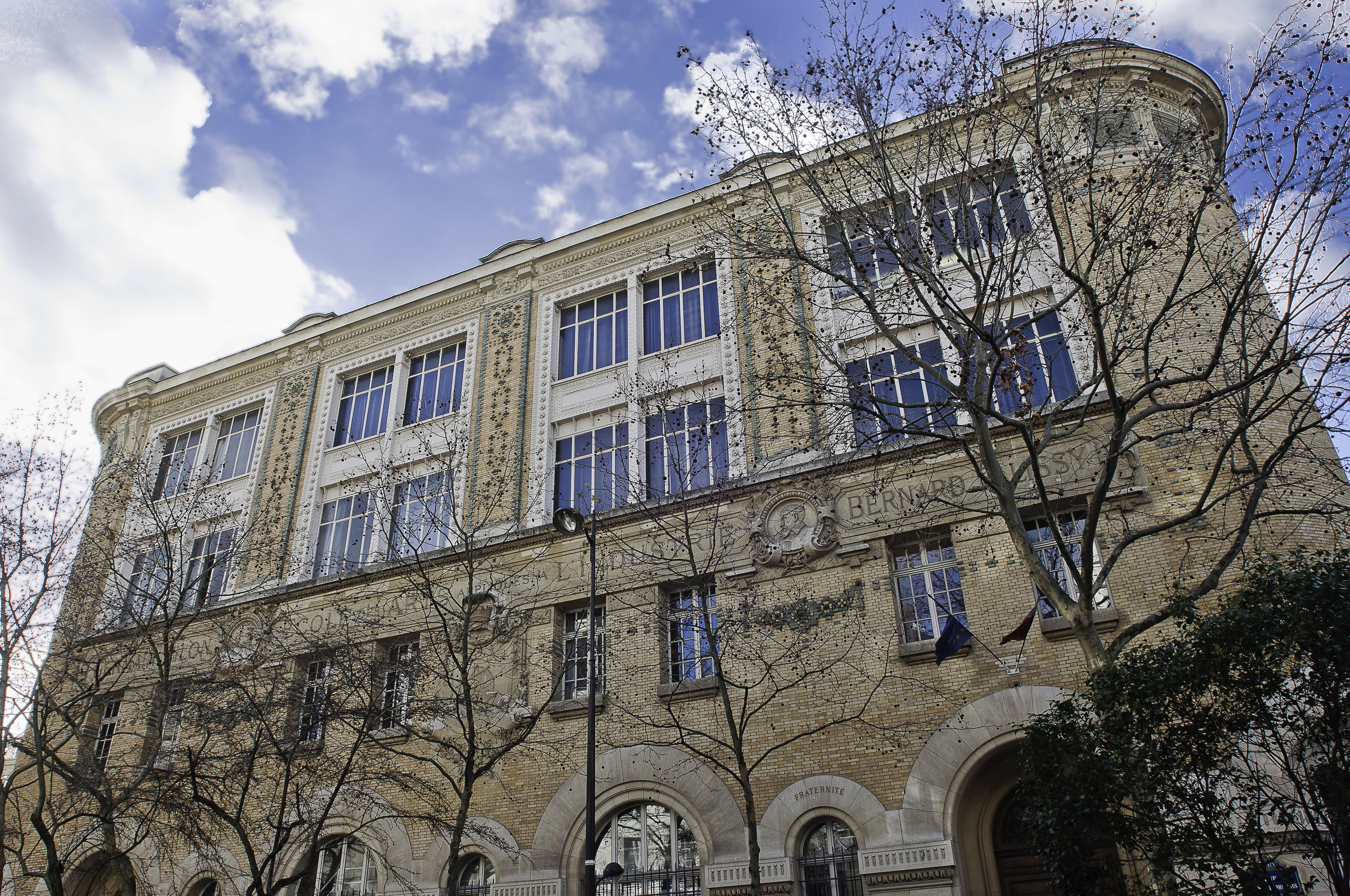 Duperre¦ü facade duperre¦ü1.JPG