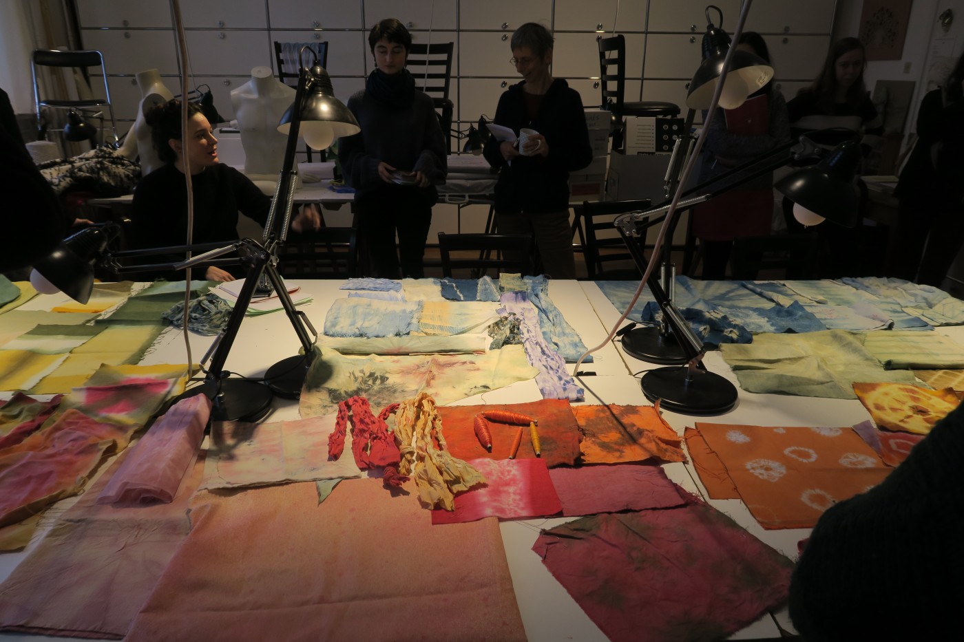 Workshop Expérience de la couleur – DMA céramique et textile, 2017
